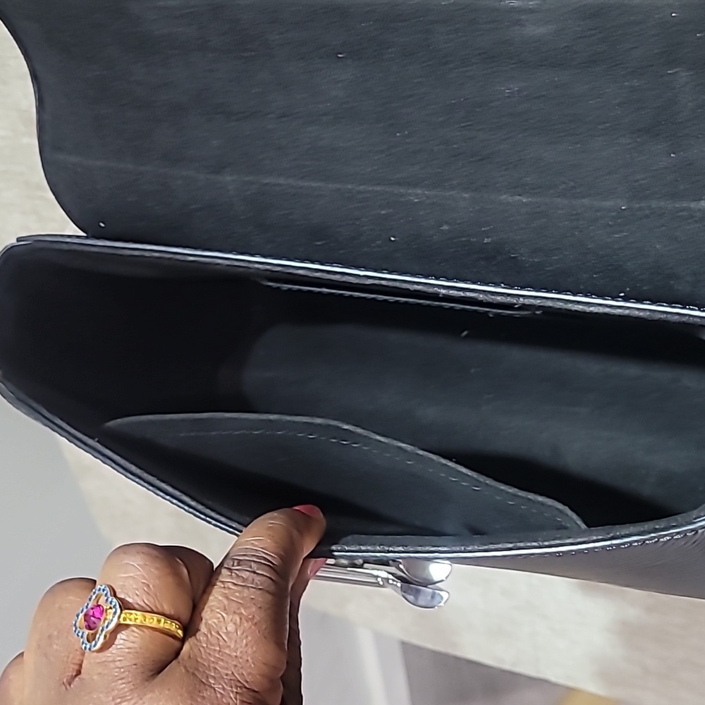Louis Vuitton Epi Twist MM  Black and Pink - Picture 12 of 12